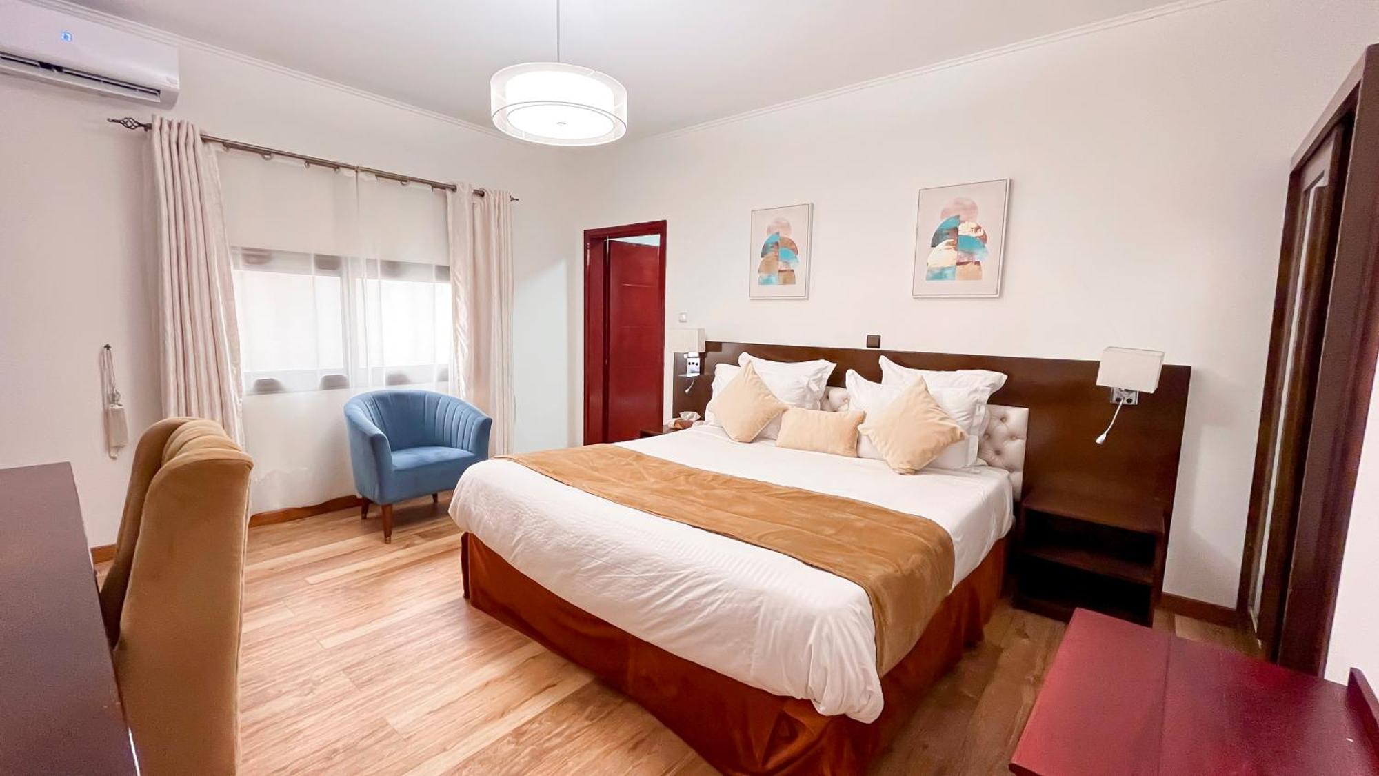 Residence Hoteliere Oceane Libreville Bagian luar foto