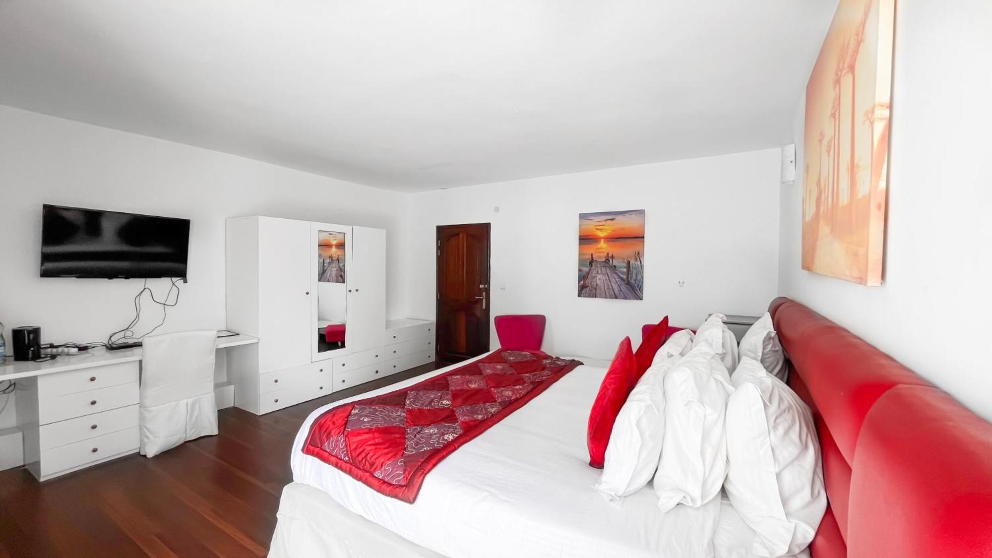 Residence Hoteliere Oceane Libreville Bagian luar foto