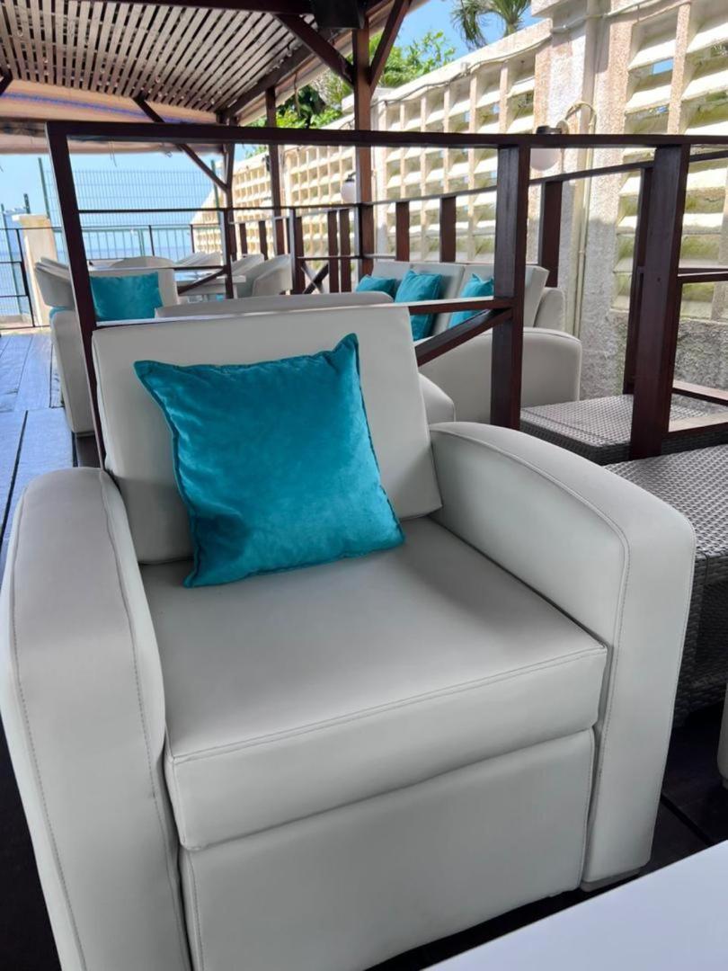 Residence Hoteliere Oceane Libreville Bagian luar foto
