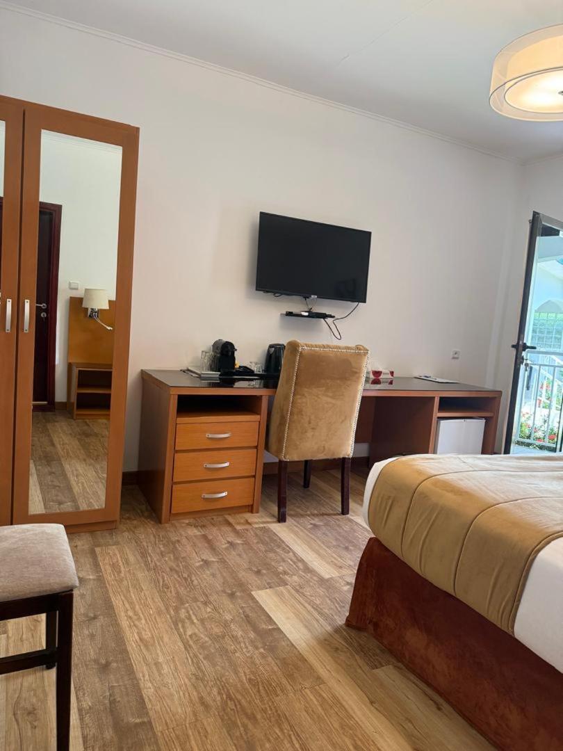 Residence Hoteliere Oceane Libreville Bagian luar foto