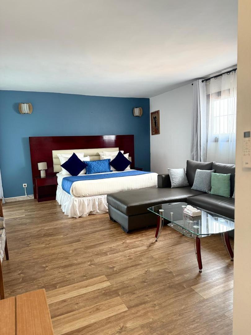 Residence Hoteliere Oceane Libreville Bagian luar foto
