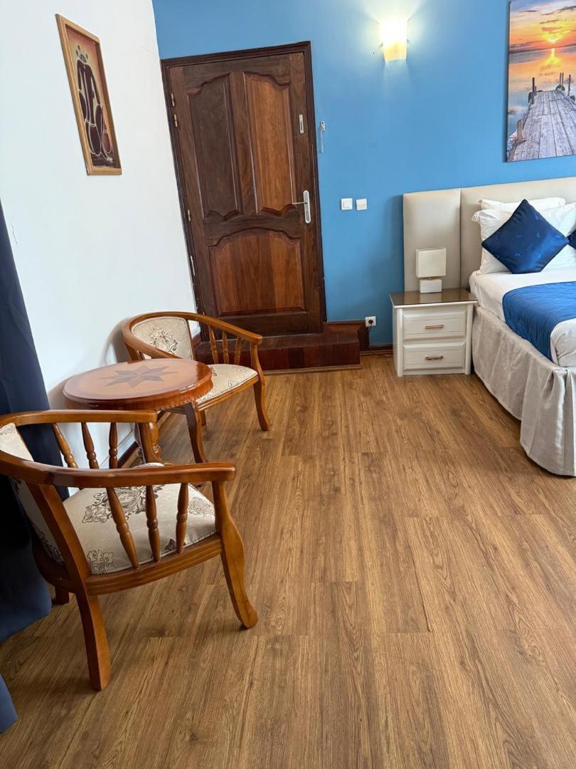 Residence Hoteliere Oceane Libreville Bagian luar foto